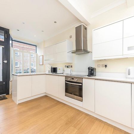 Stylish & Spacious 3 Bed Victorian House Sleeps Up To 7 - Near O2, Museums, Excel, Mazehill Station 12 Mins Direct Into London Bridge Ngoại thất bức ảnh